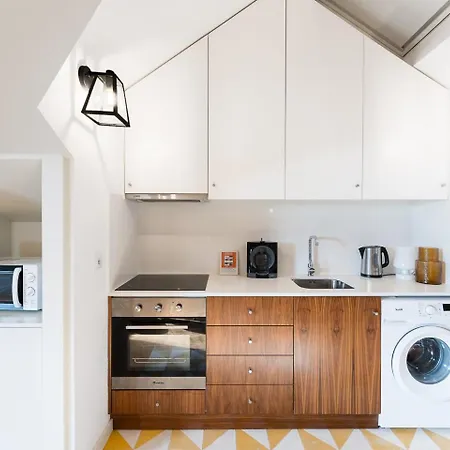 Guestready - Spacious And Modern Apt W/ Skylight Porto Exterior photo