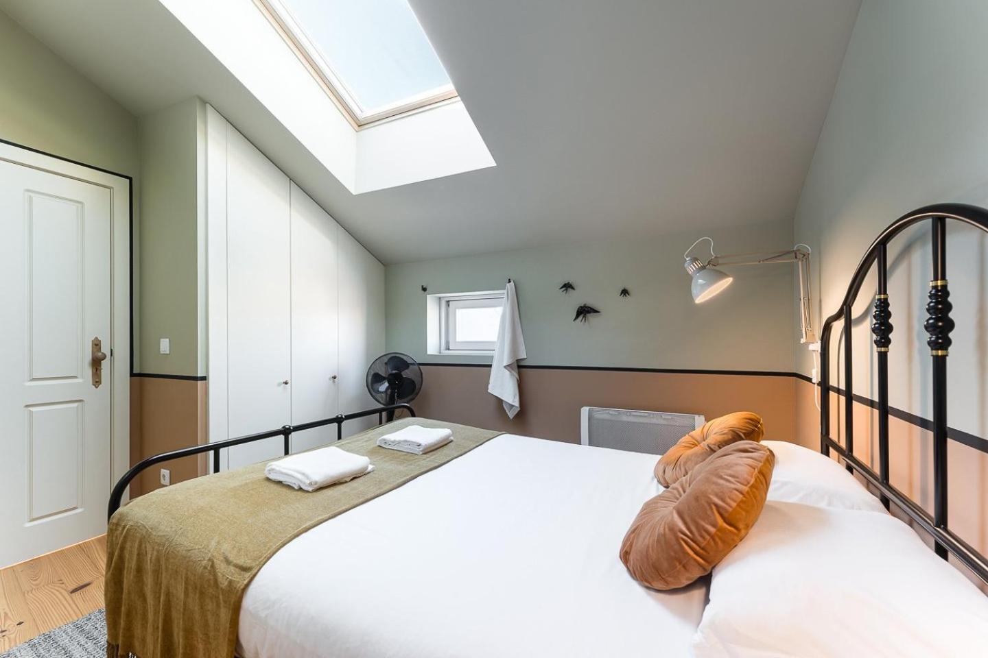 Guestready - Spacious And Modern W/ Skylight Porto