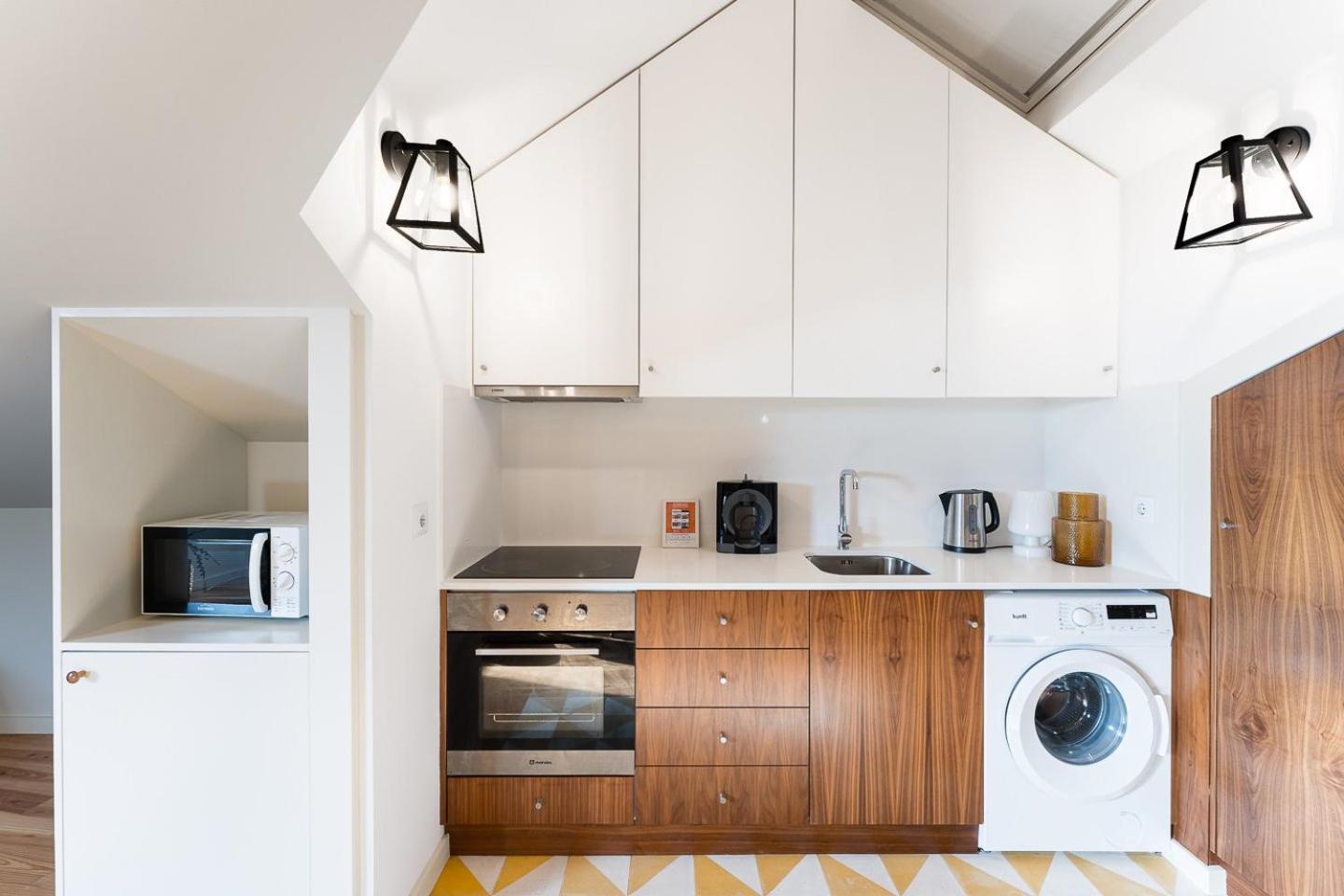 Guestready - Spacious And Modern W/ Skylight